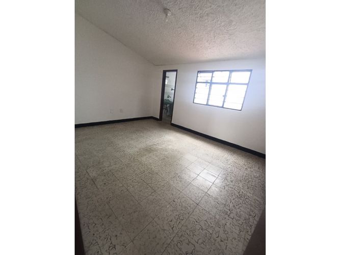 Casa de 5 alcobas en venta en Terrazas, Bucaramanga, 180 m² · foto 17 de 24