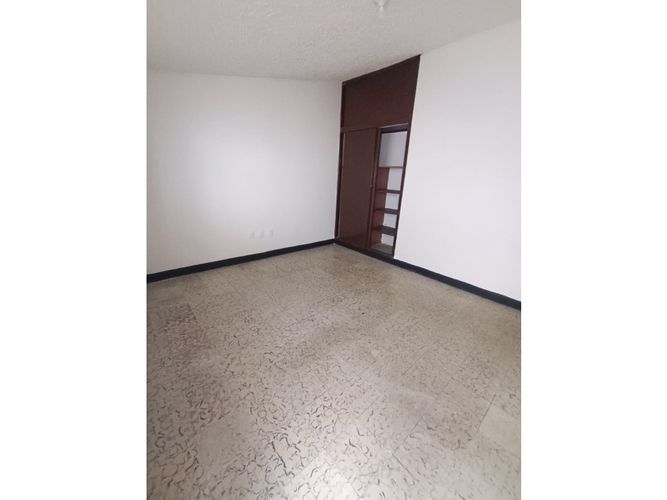Casa de 5 alcobas en venta en Terrazas, Bucaramanga, 180 m² · foto 23 de 24