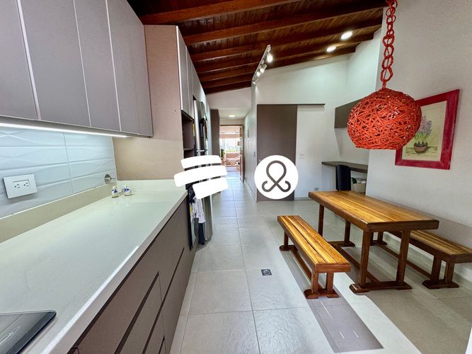 Apartamento de 4 alcobas en venta en El Diamante No. 2, Medellín, 144 m² · foto 22 de 24