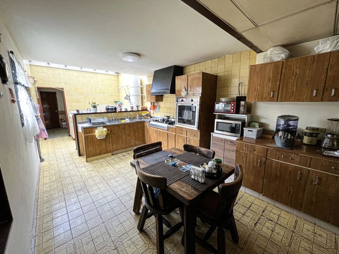 Casa de 4 alcobas en venta en Santa Ana, Bogotá, 290 m² · foto 10 de 12