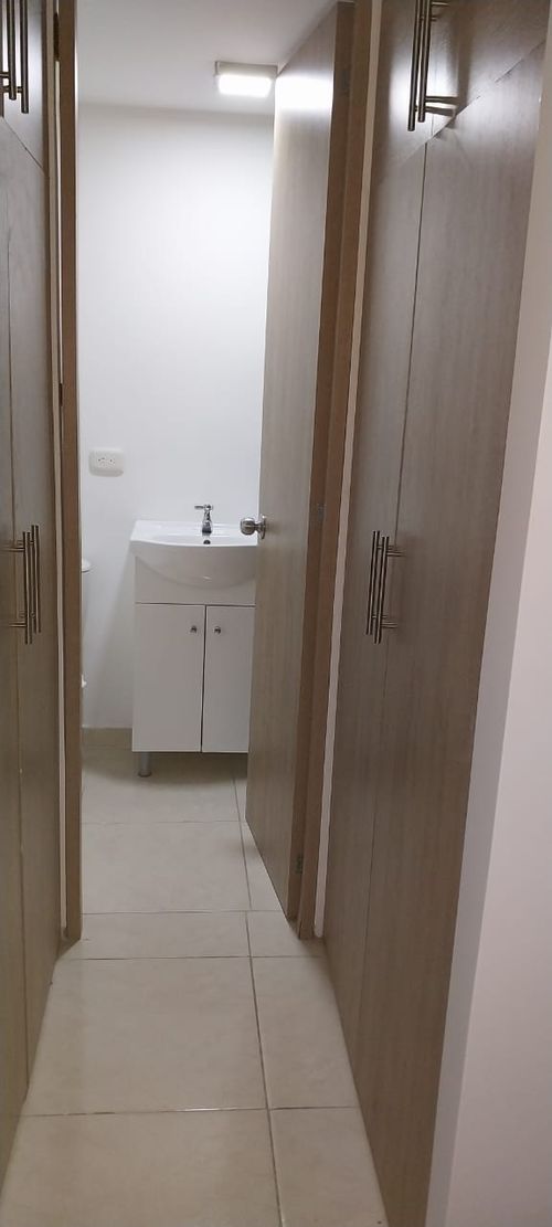 Apartamento en venta en Condominio Zafiro, Cali · foto 7 de 19