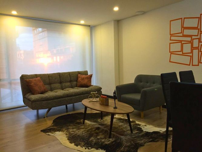 Apartaestudio en arriendo en Chicó Reservado, Bogotá, 60 m² · foto 3 de 13