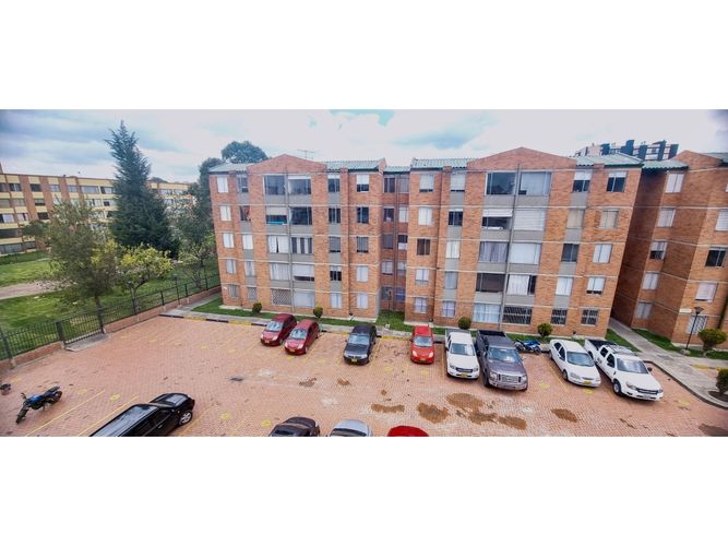 Apartamento en venta en Sotavento, Bogotá · foto 2 de 19