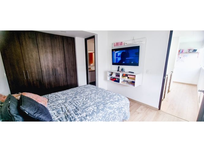 Apartamento en venta en Sotavento, Bogotá · foto 9 de 19