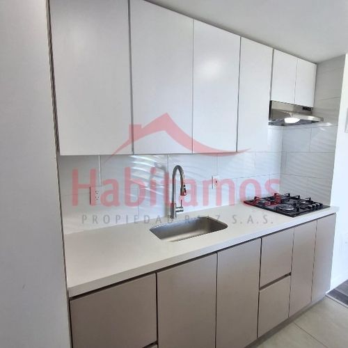 Apartamento de 3 alcobas en venta en La Macarena, Rionegro, 55 m² · foto 3 de 18
