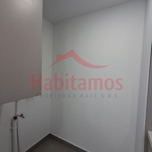 Apartamento de 3 alcobas en venta en La Macarena, Rionegro, 55 m² · foto 4 de 18
