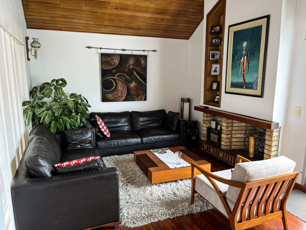 Casa en venta en San Nicolas, Bogotá · foto 3 de 10