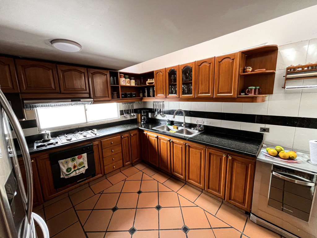 Casa en venta en San Nicolas, Bogotá · foto 8 de 10