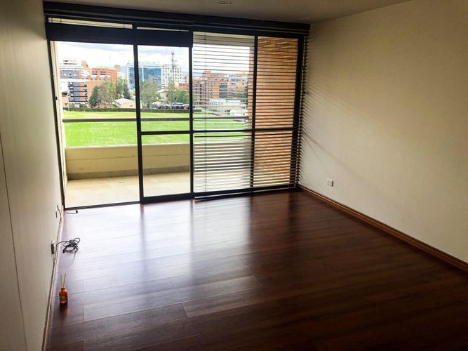 Apartamento de 3 alcobas en venta en Santa Ana, Bogotá, 147 m² · foto 2 de 10