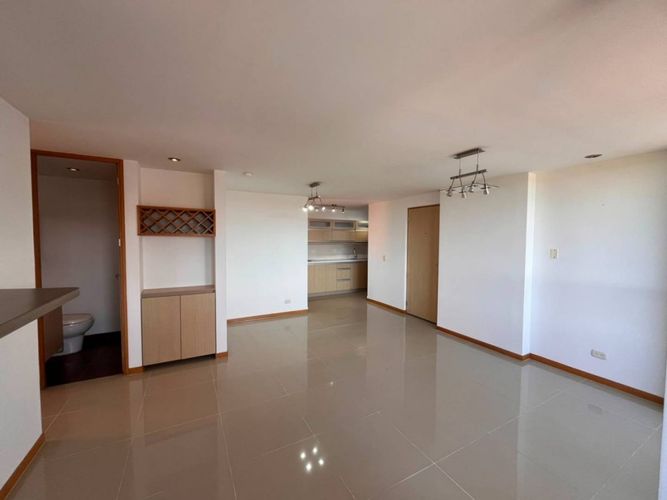 Apartamento de 2 alcobas en arriendo en Los Colegios, Rionegro, 75 m² · foto 6 de 21