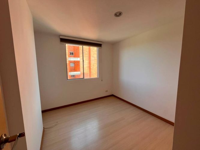 Apartamento de 2 alcobas en arriendo en Los Colegios, Rionegro, 75 m² · foto 9 de 21