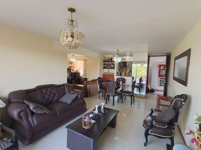 Apartamento de 3 alcobas en venta en Quintas De Don Simon, Cali, 84 m² · foto 8 de 24