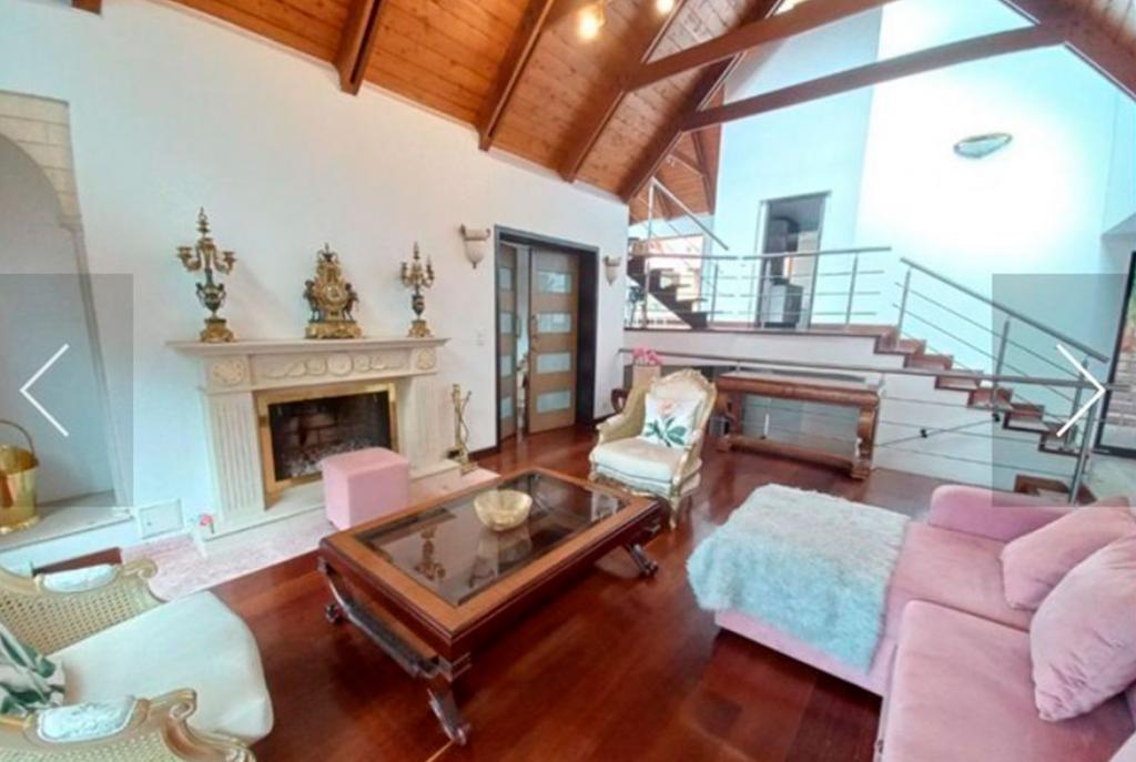 Casa en venta en Cedritos, Bogotá · foto 2 de 10