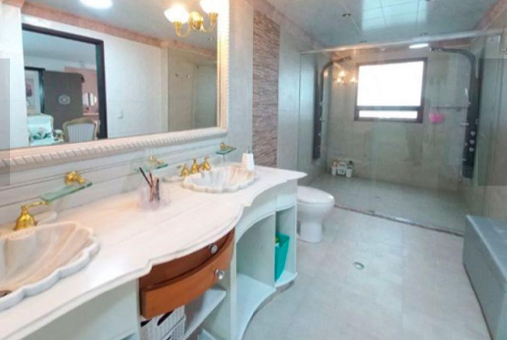 Casa en venta en Cedritos, Bogotá · foto 3 de 10