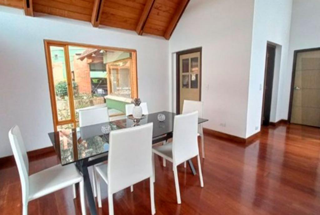 Casa en venta en Cedritos, Bogotá · foto 10 de 10