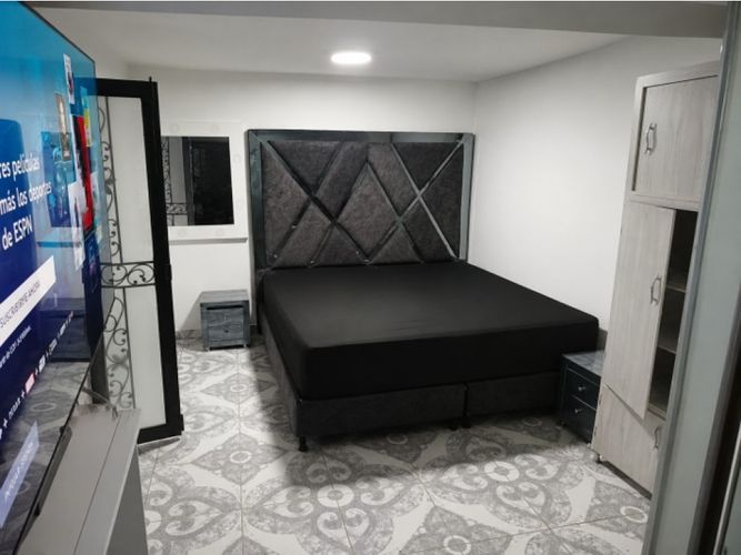 Casa de 7 alcobas en venta en Manrique Oriental, Medellín, 119 m² · foto 4 de 22