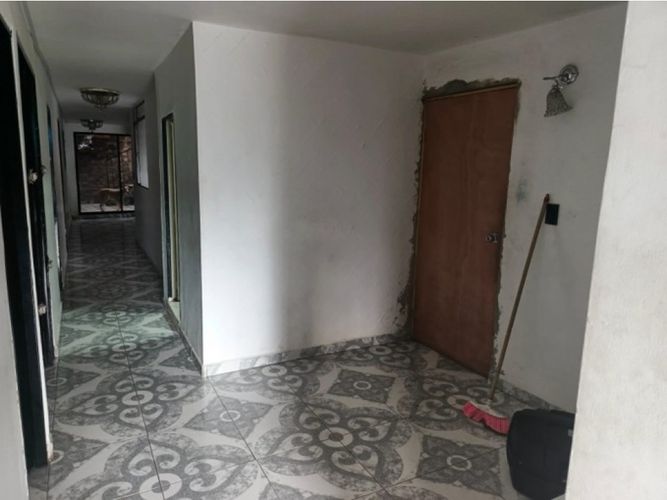 Casa de 7 alcobas en venta en Manrique Oriental, Medellín, 119 m² · foto 15 de 22