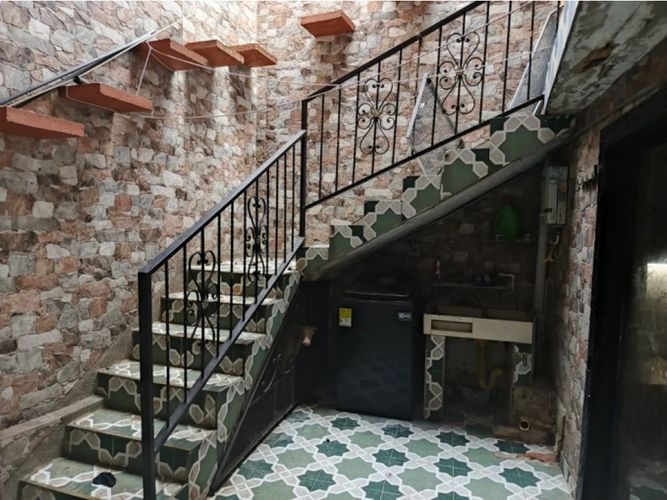 Casa de 7 alcobas en venta en Manrique Oriental, Medellín, 119 m² · foto 17 de 22