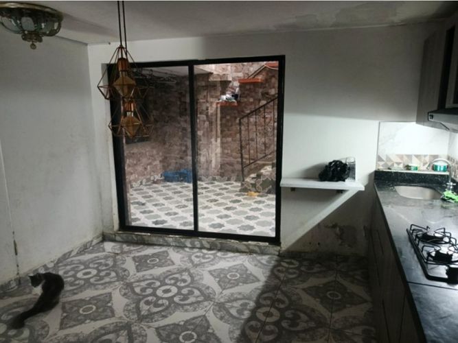 Casa de 7 alcobas en venta en Manrique Oriental, Medellín, 119 m² · foto 20 de 22