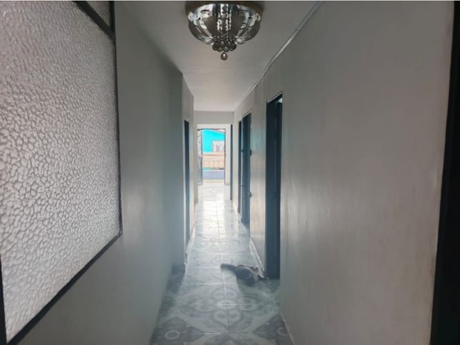 Casa de 7 alcobas en venta en Manrique Oriental, Medellín, 119 m² · foto 21 de 22
