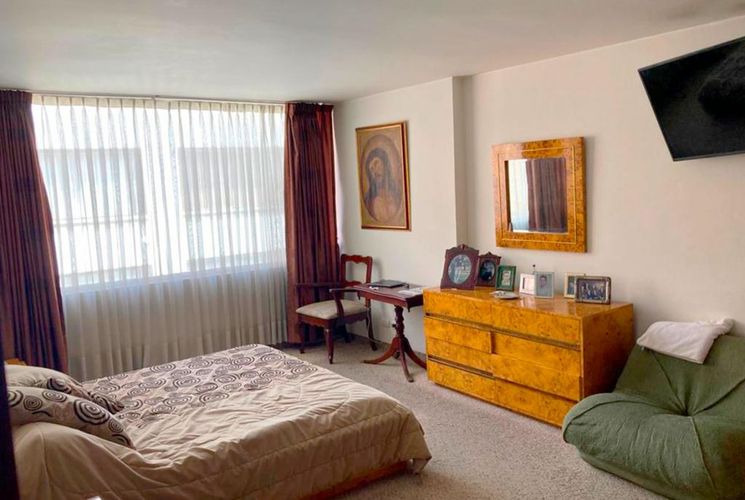 Apartamento en venta en Santa Barbara, Bogotá · foto 2 de 11