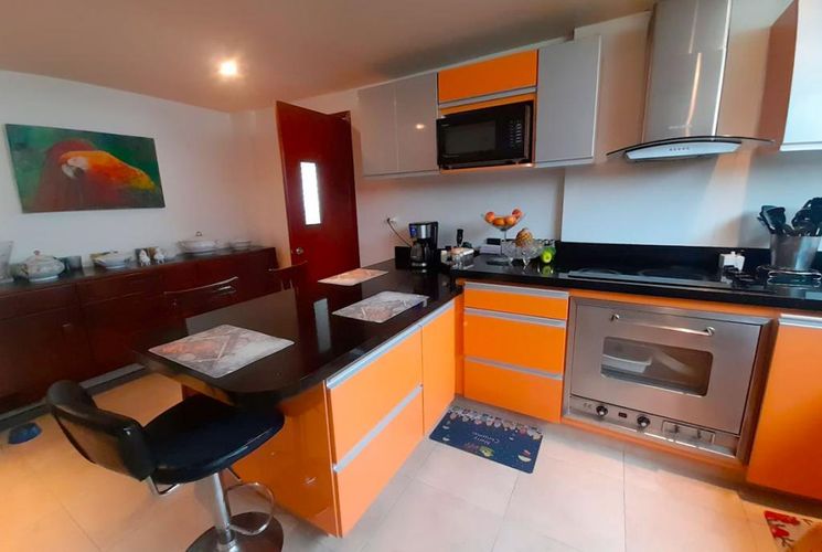 Apartamento en venta en Santa Barbara, Bogotá · foto 6 de 11