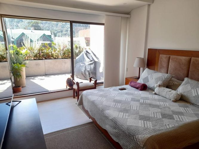 Apartamento en venta en Santa Barbara, Bogotá · foto 8 de 19