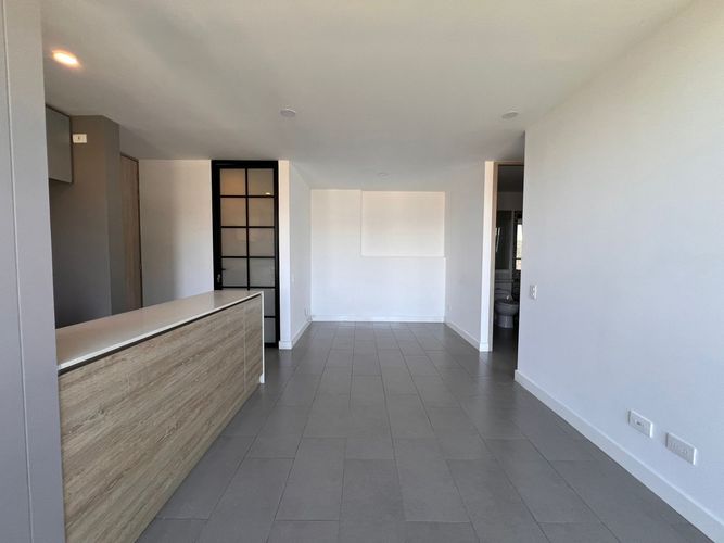 Apartamento de 2 alcobas en arriendo en El Poblado, Medellín, 68 m² · foto 9 de 12