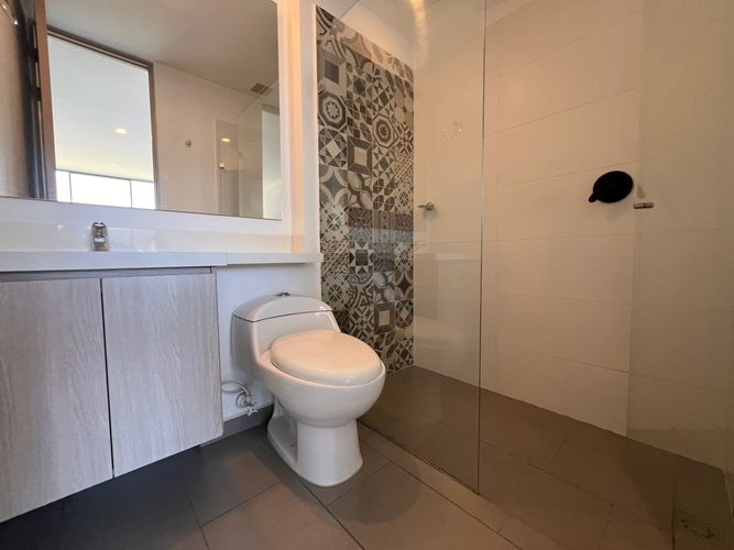Apartamento de 2 alcobas en arriendo en El Poblado, Medellín, 68 m² · foto 12 de 12