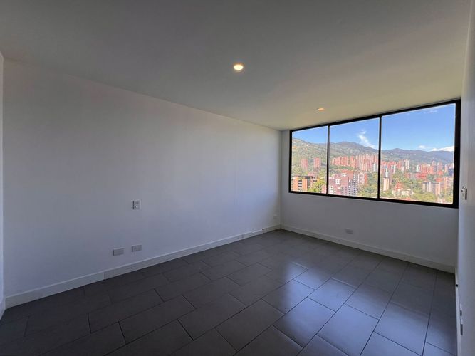Apartamento de 2 alcobas en arriendo en El Poblado, Medellín, 68 m² · foto 10 de 12