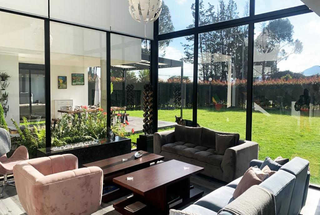 Casa en venta en Casa Blanca, Bogotá · foto 2 de 15