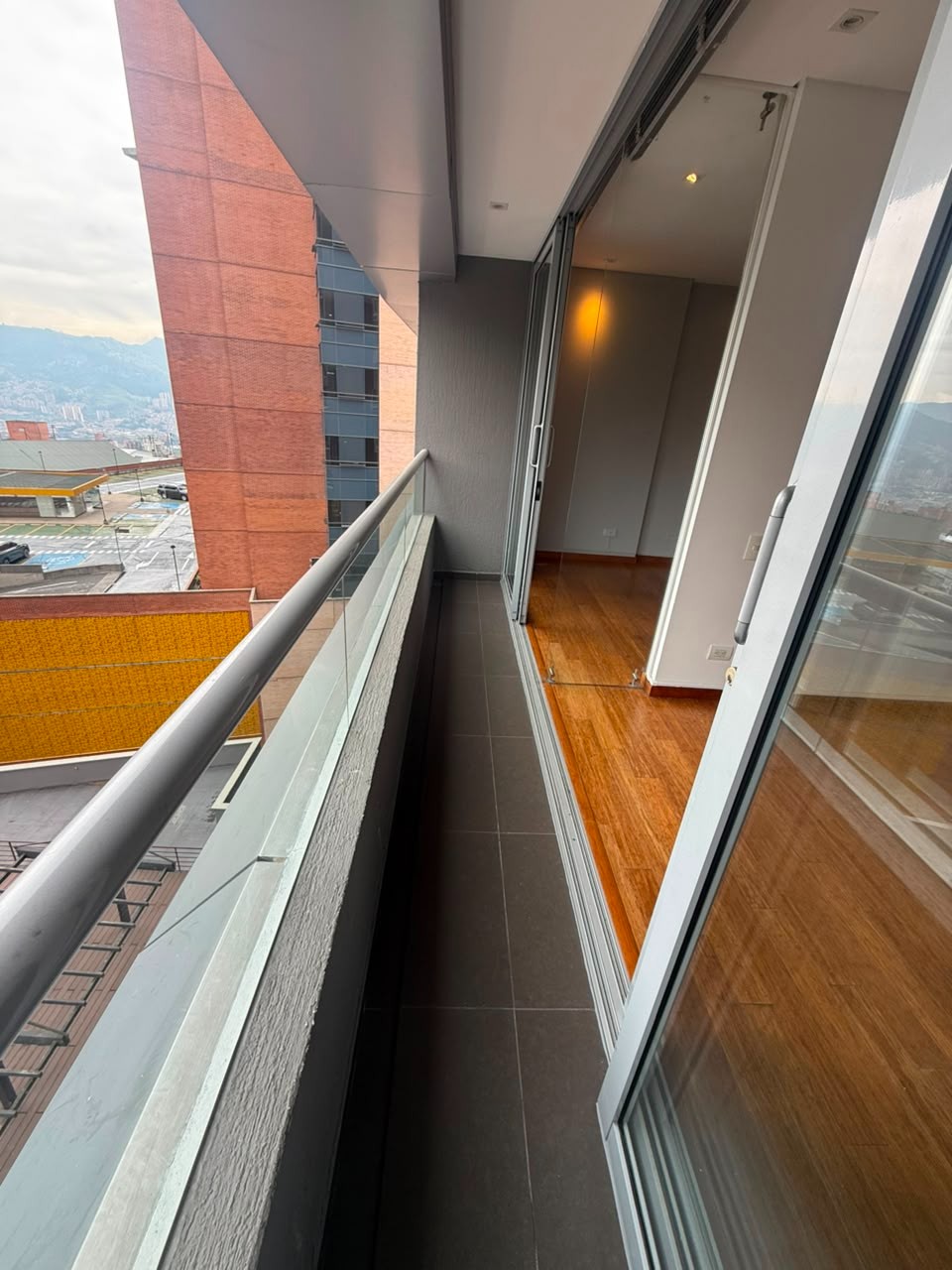 Apartamento en arriendo en El Tesoro, Medellín · foto 11 de 11