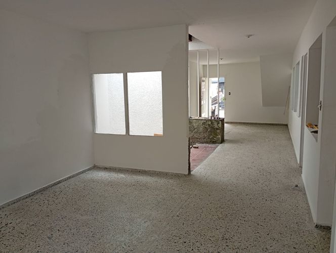 Oficina en arriendo en Belén, Medellín, 180 m² · foto 3 de 12