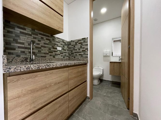 Oficina en arriendo en Aborigenes, Armenia, 30 m² · foto 11 de 11