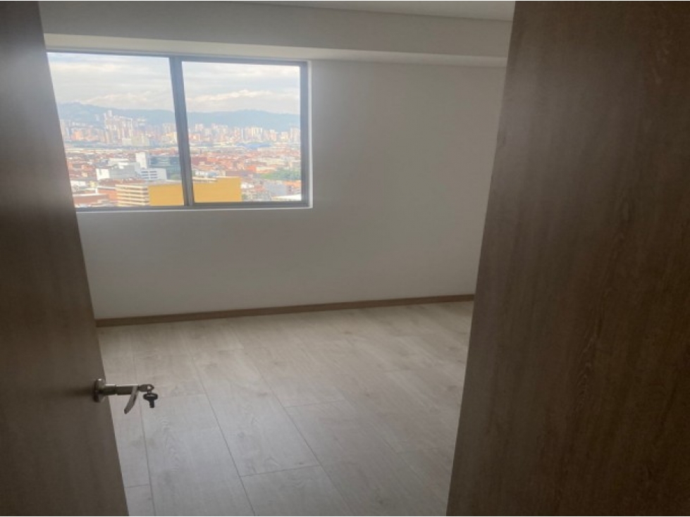 Apartamento en venta en El Rosario, Itagüí · foto 4 de 17