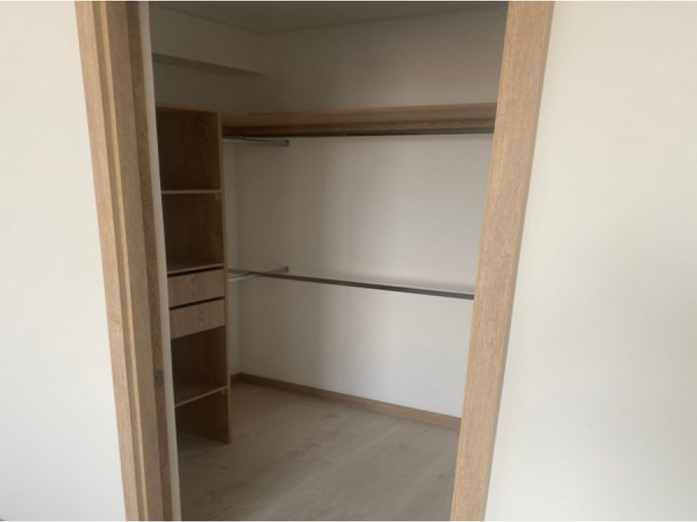 Apartamento en venta en El Rosario, Itagüí · foto 5 de 17