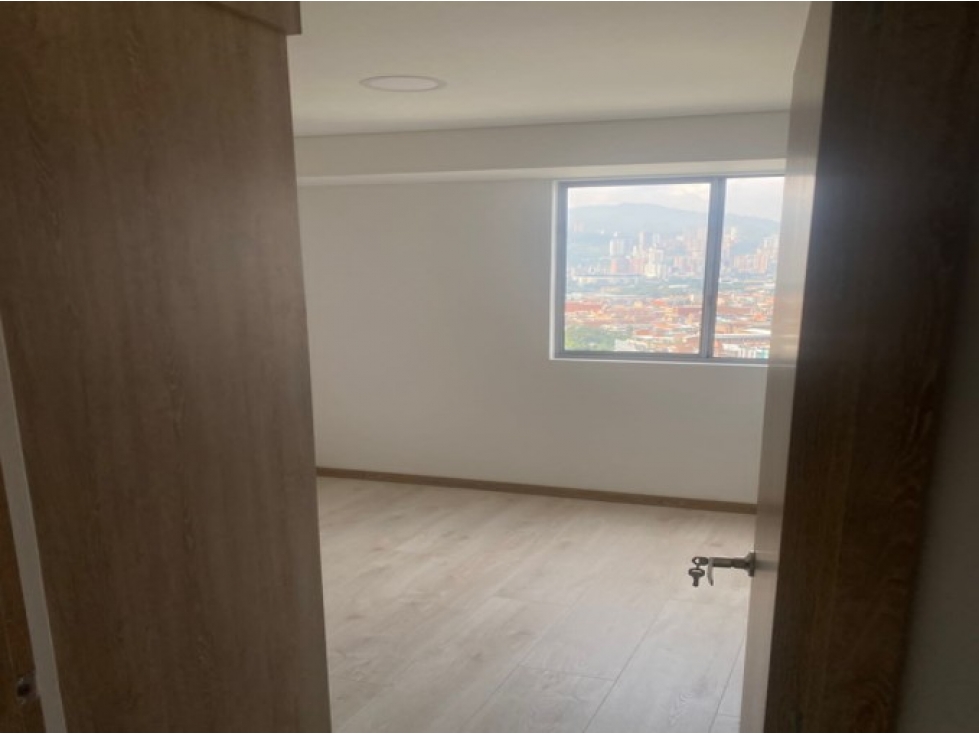 Apartamento en venta en El Rosario, Itagüí · foto 7 de 17