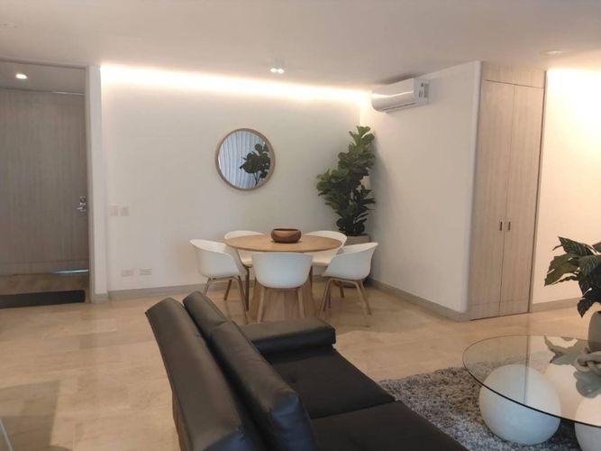 Apartamento de 3 alcobas en venta en Lalinde, Medellín, 155 m² · foto 5 de 24