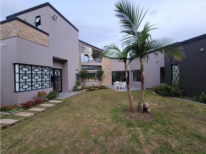 Finca en venta en El Retiro, 380 m² · foto 4 de 24
