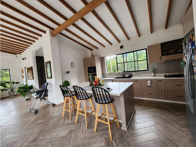 Finca en venta en El Retiro, 380 m² · foto 5 de 24