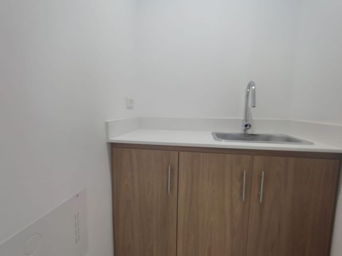 Oficina en arriendo en El Velódromo, Medellín, 30 m² · foto 9 de 10