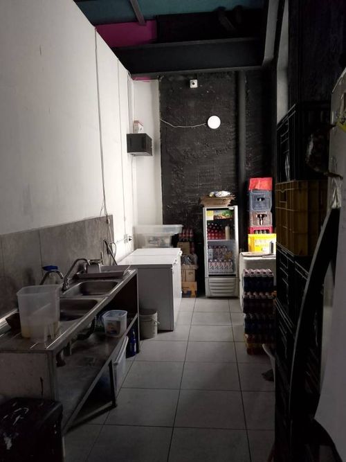 Local en venta en Los Colores, Medellín, 160 m² · foto 10 de 11
