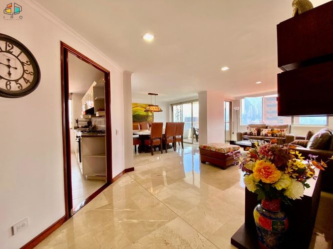 Apartamento en arriendo en Los Balsos, Medellín · foto 6 de 24
