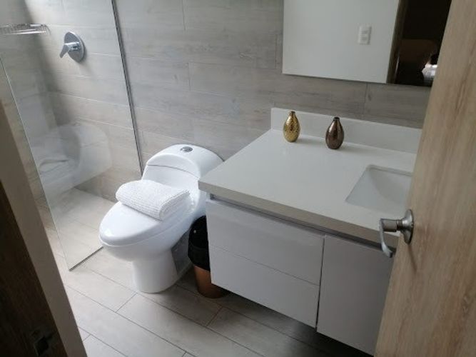 Apartamento de 2 alcobas en arriendo en El Diamante No. 2, Medellín, 75 m² · foto 7 de 15