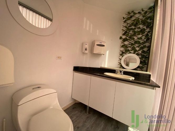 Oficina en venta en Las Lomas, Medellín, 120 m² · foto 16 de 18