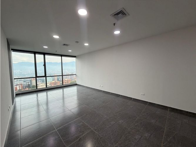Oficina en venta en Las Palmas, Medellín, 49 m² · foto 3 de 10