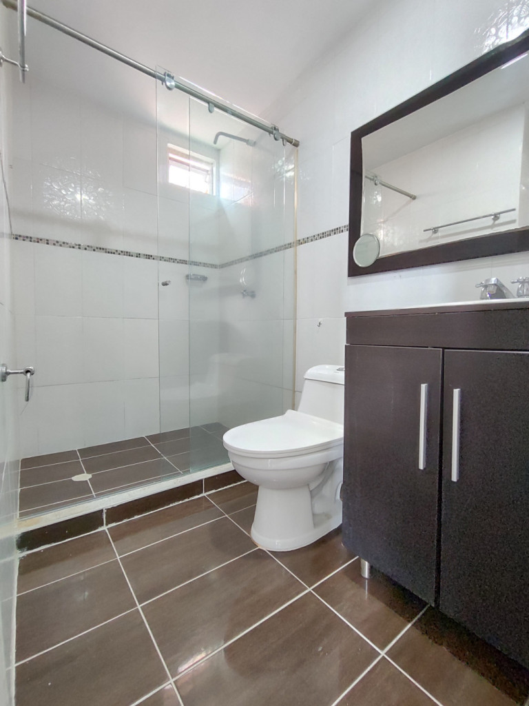 Apartamento en venta en Prados Del Este, Cúcuta · foto 8 de 16