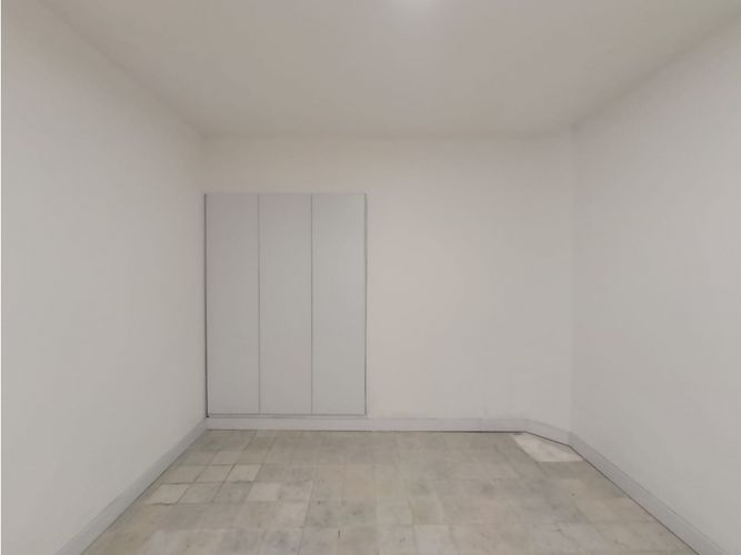 Casa de 4 alcobas en venta en Estadio, Medellín, 161 m² · foto 8 de 17