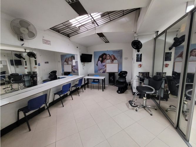 Local en venta en La Candelaria, Medellín, 386 m² · foto 12 de 18