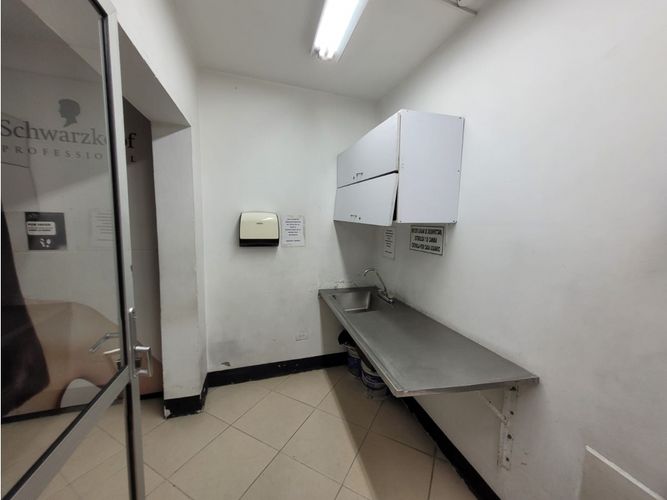 Local en venta en La Candelaria, Medellín, 386 m² · foto 16 de 18